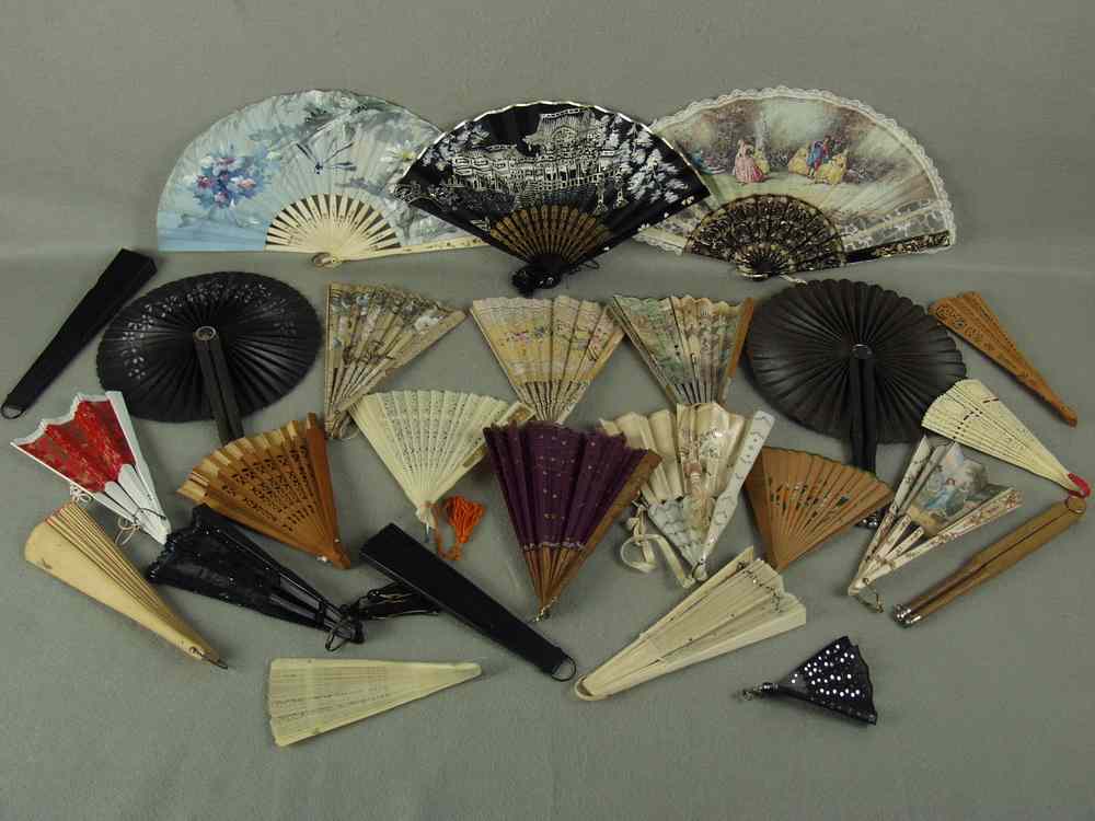 Appraisal: FANS - Collection of medium to small folding lady's fans