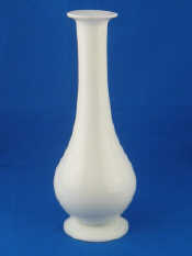 Appraisal: A white glass vase probably th c Peking of tall