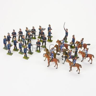 Appraisal: HEYDE Attr Eighty-six toy soldiers Germany mid- th c Painted