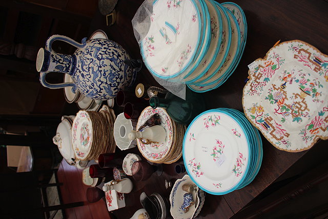 Appraisal: A COLLECTION OF MISCELLANEOUS CHINA to include a Shelley jelly