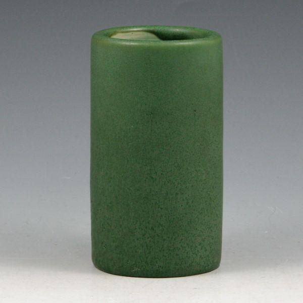 Appraisal: Hampshire Pottery vase finished in an Arts Crafts matte green