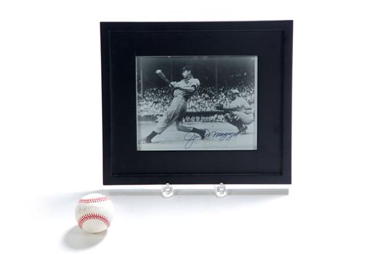 Appraisal: SIGNED BASEBALL AND PHOTOGRAPH s Rawlings official American League baseball