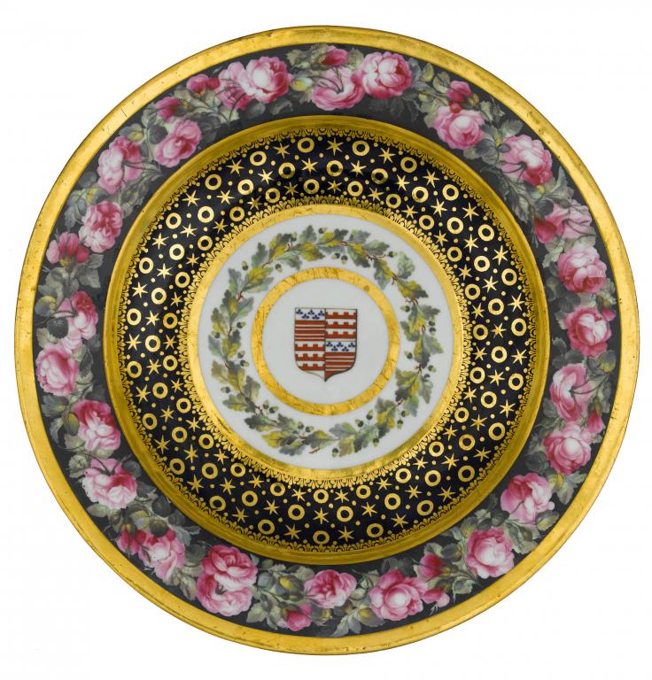 Appraisal: A RARE DERBY ARMORIAL PLATE FROM THE BARRY-BARRY SERVICE finely