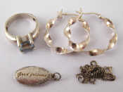 Appraisal: A mixed lot of white metal tests silver jewellery comprising