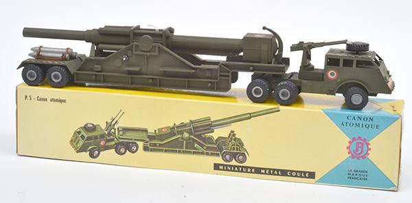 Appraisal: DIECAST FJ MILITARY ARTICULATED TRUCK WITH CANON AND ANTI-AIRCRAFT GUNS