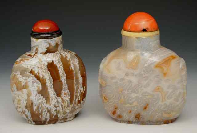 Appraisal: TWO CHINESE MACARONI CHALCEDONY SNUFF BOTTLE th Century