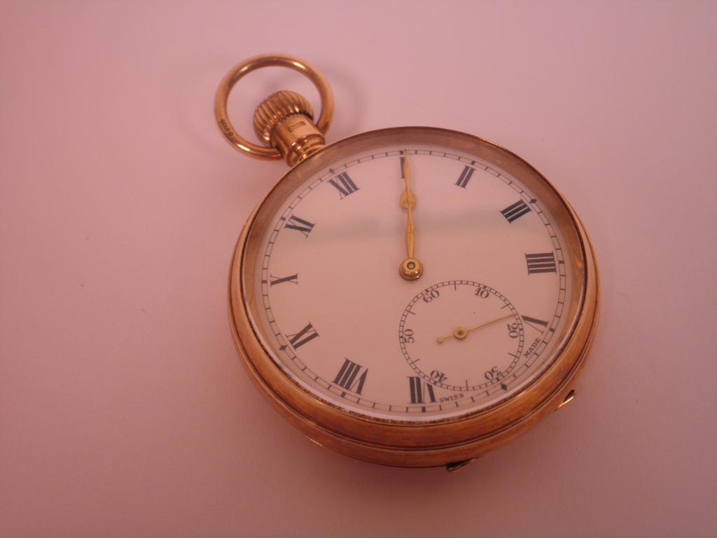 Appraisal: A carat gold pocket watch presented by R K Poskitt