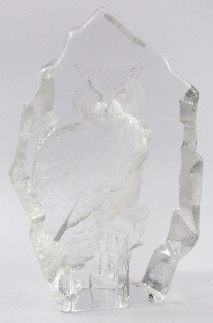 Appraisal: A Matts Jonasson clear and frosted glass sculpture of an