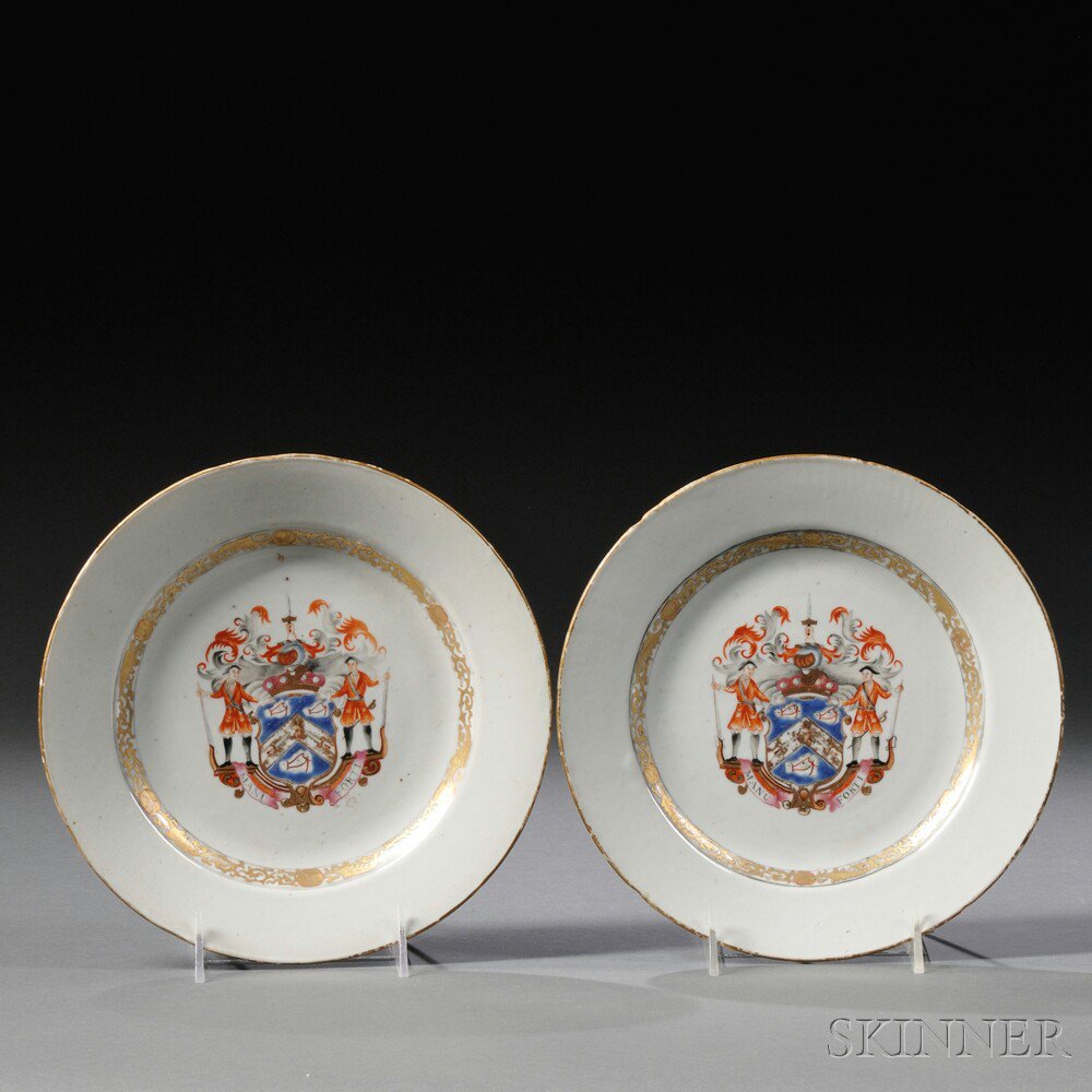 Appraisal: Pair of Chinese Export Porcelain Armorial Plates Depicting the Arms