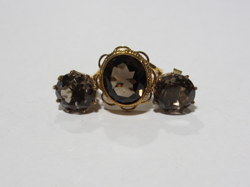 Appraisal: Lot comprising a ct gold smoky topaz single stone ring