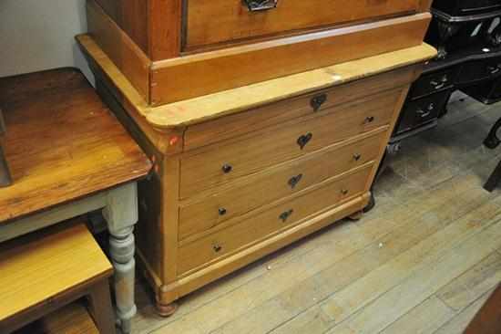 Appraisal: A TH CENTURY CONTINENTAL PINE FIVE DRAWER CHEST KEY IN