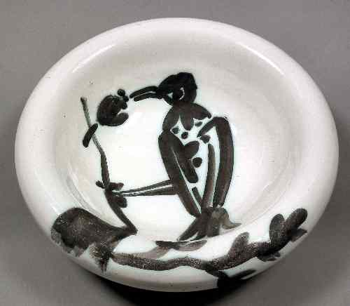 Appraisal: A Madoura pottery ''Oiseau'' circular bowl designed by Pablo Picasso