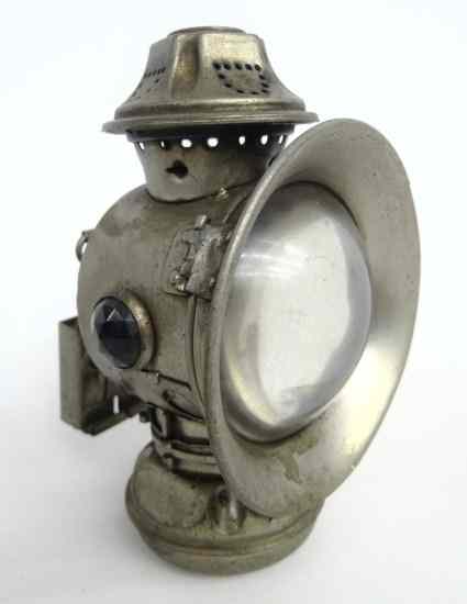 Appraisal: C oil head lamp B R