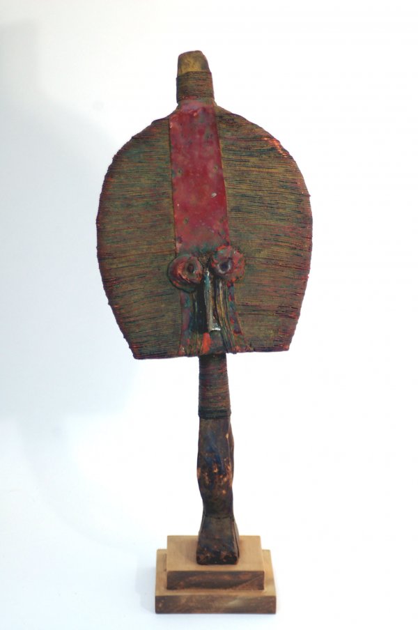 Appraisal: Kota Mahongwe reliquary figure of wood the spade shaped face