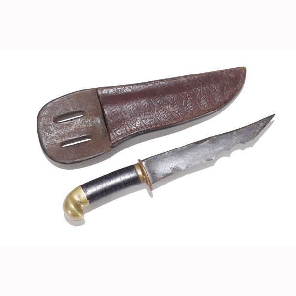 Appraisal: Civil War era bowie hunting knife with Scabbard Civil War