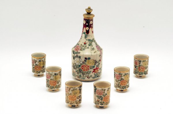 Appraisal: Satsuma sake set comprised of decanter with stopper and six