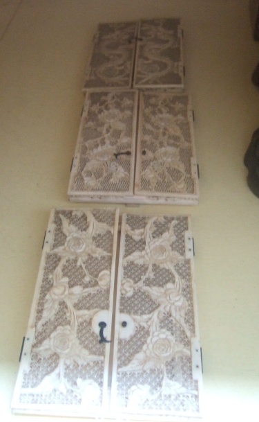 Appraisal: Three Canton bone picture frames early th century each of