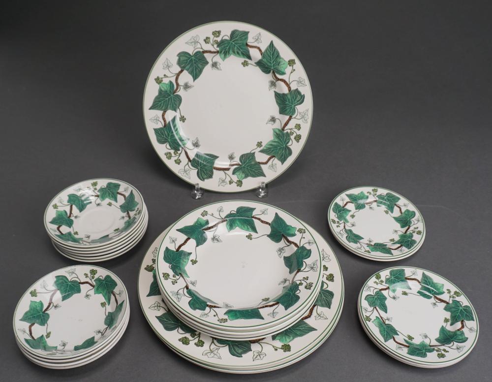 Appraisal: WEDGWOOD 'NAPOLEON IVY' PATTERN -PIECE TABLE SERVICEWedgwood 'Napoleon Ivy' Pattern