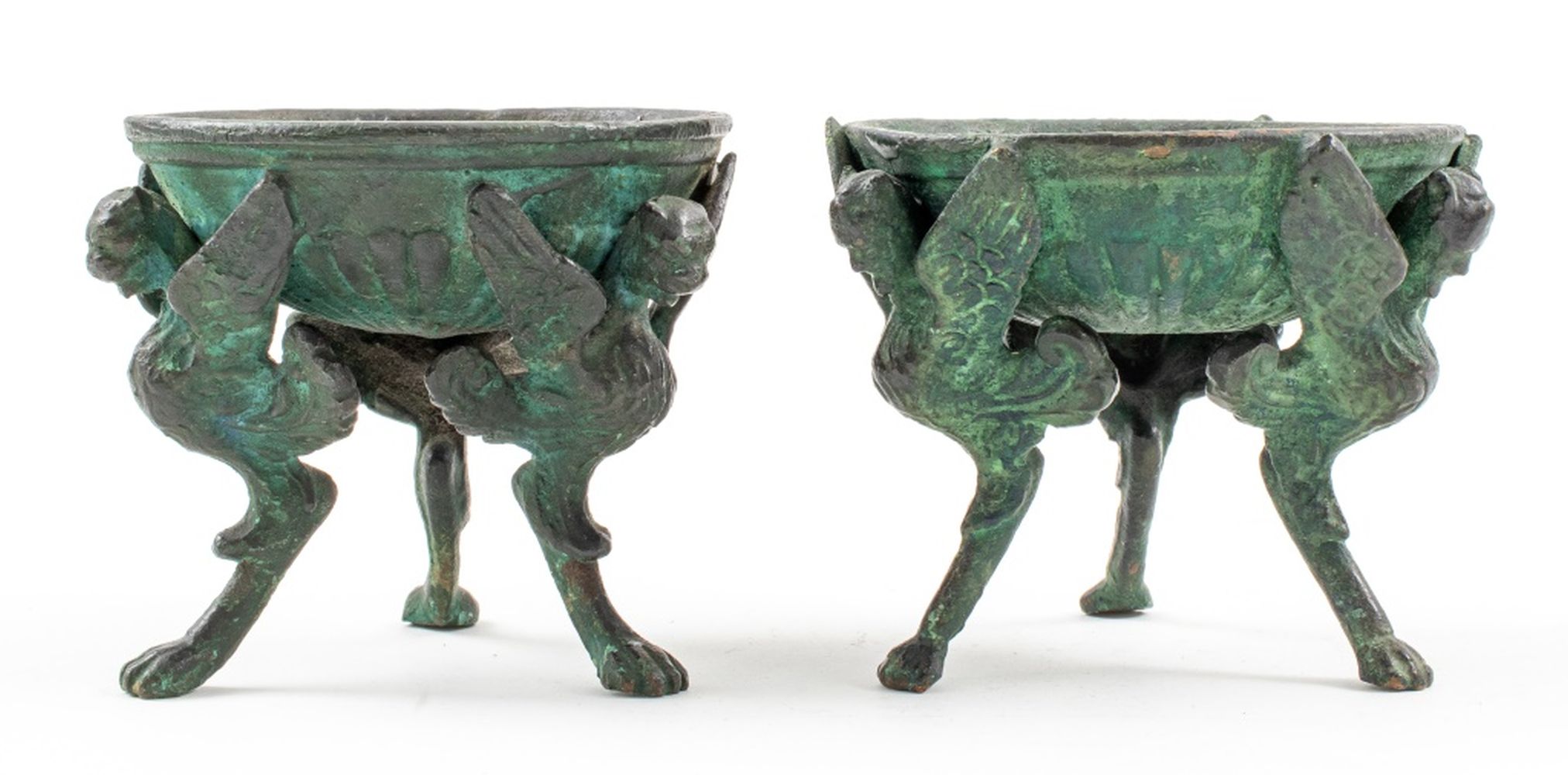 Appraisal: GRAND TOUR POMPEIIAN STYLE BRONZE BOWLS PAIR Pair of Grand