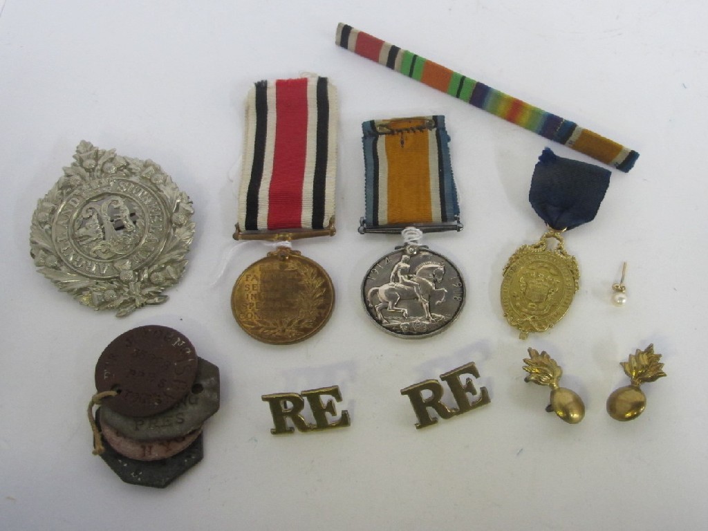 Appraisal: Lot comprising war medal to Sgt H S B Young