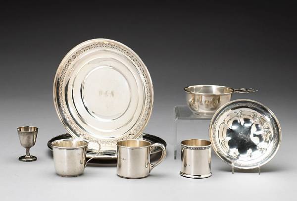 Appraisal: A group of sterling table articles Comprising sandwich plate B