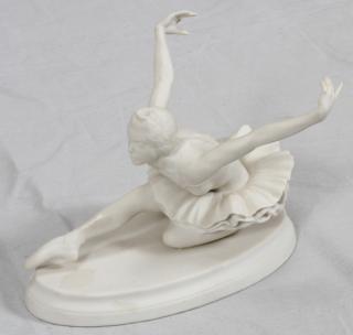 Appraisal: BOEHM BISQUE BALLERINA FIGURINE 'SWAN LAKE' BOEHM BISQUE BALLERINA FIGURINE