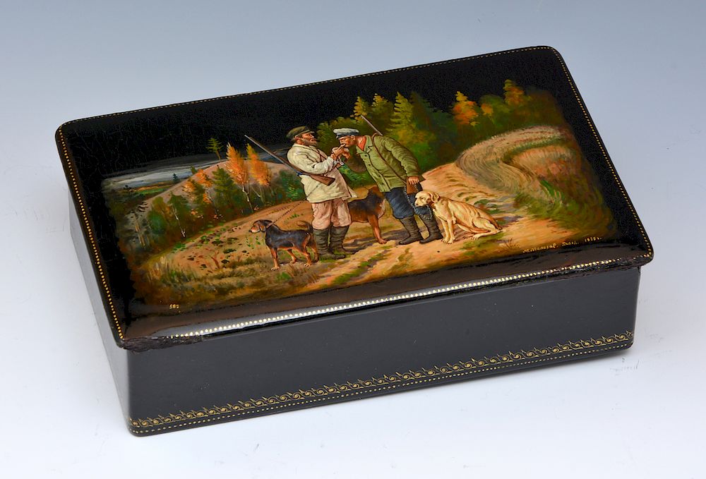 Appraisal: Russian lacqured box with hand painted hunting scene Russian lacqured