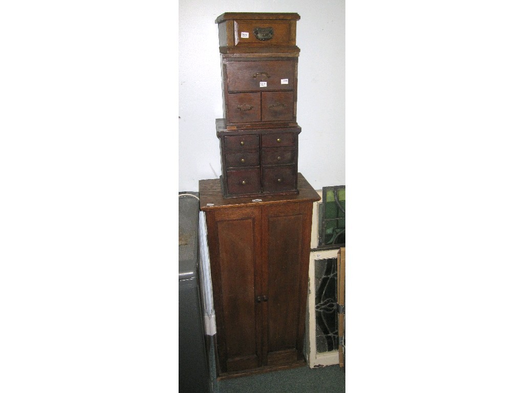 Appraisal: Lot comprising oak cabinet and small chests