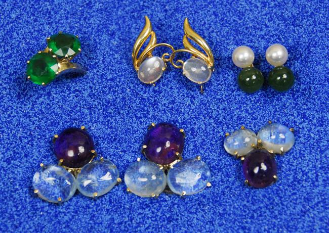 Appraisal: COLLECTION OF K YELLOW GOLD AND COLORED STONE JEWELRY including