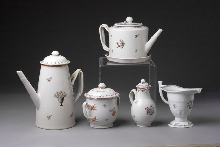 Appraisal: ASSEMBLED CHINESE EXPORT PORCELAIN PARTIAL TEA SET Including a lighthouse