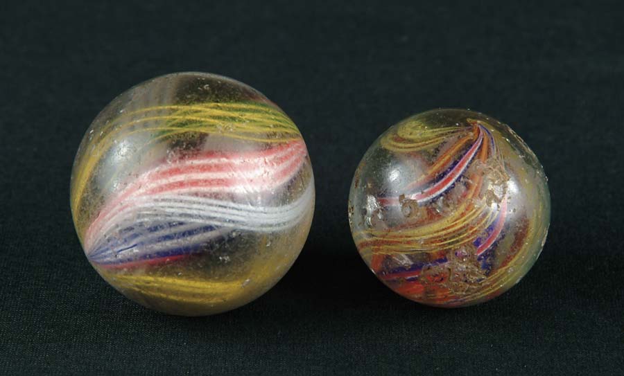 Appraisal: LOT OF RIBBON CORE SWIRL MARBLES marble has two swirls