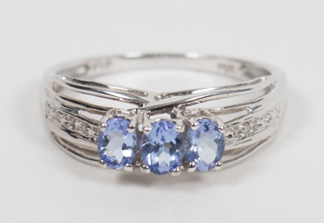 Appraisal: Lady's K white gold and light tanzanite ring presenting three