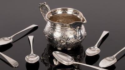 Appraisal: A set six George III silver teaspoons IL London initialled