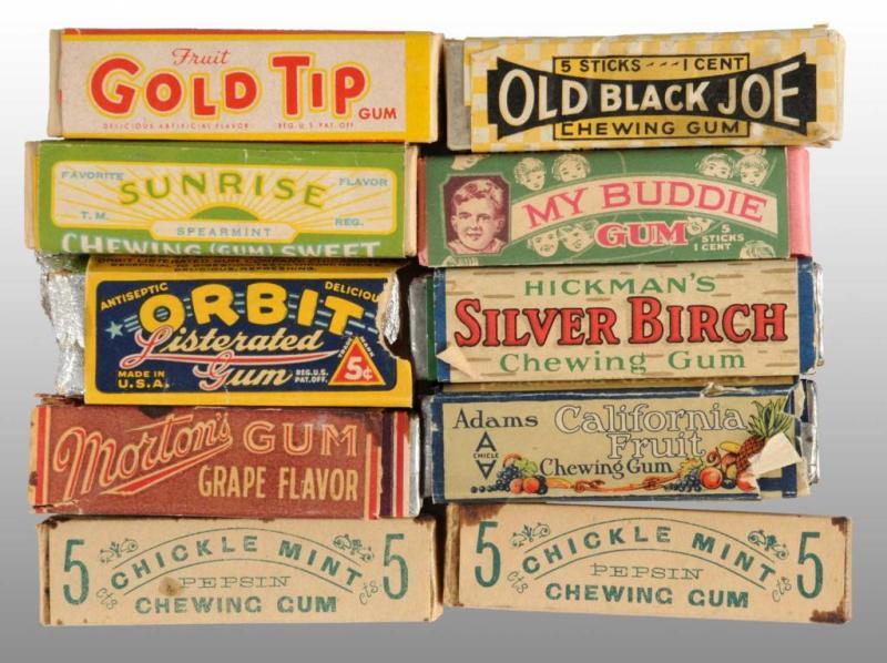 Appraisal: Lot of Assorted Packs of Gum Description Includes Fruit Gold