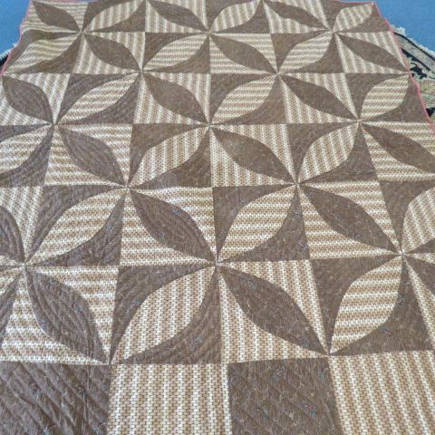 Appraisal: Early American Handmade Quilt border brown chintz floral red chintz