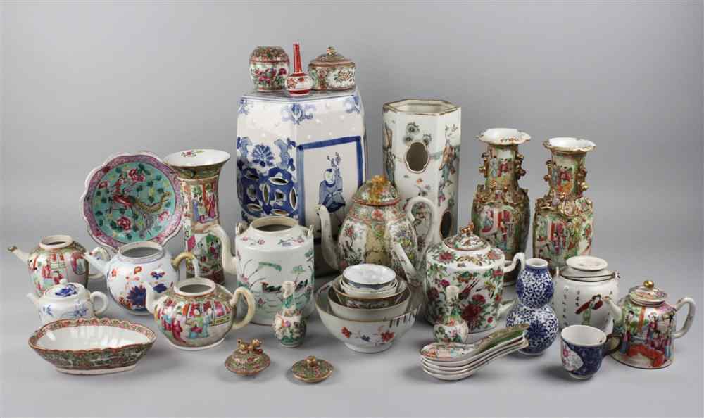 Appraisal: COLLECTION OF CHINESE PORCELAIN TH CENTURY AND LATER including a