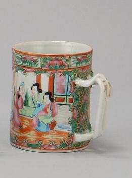 Appraisal: CHINESE EXPORT ROSE MEDALLION PORCELAIN MUG Mid- th CenturyWith figural