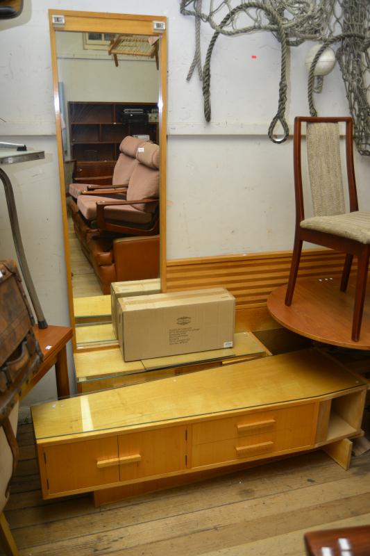 Appraisal: A 'S BED HEAD WITH MIRROR AND LOW SIDE CABINET