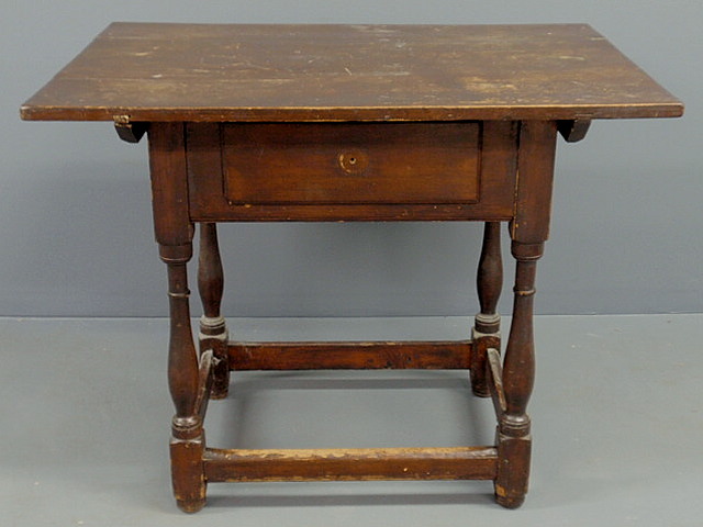 Appraisal: Delaware Valley walnut tavern table c with a single drawer