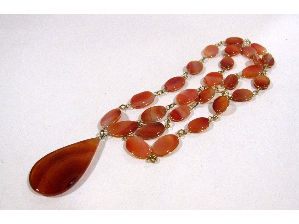 Appraisal: Agate necklace