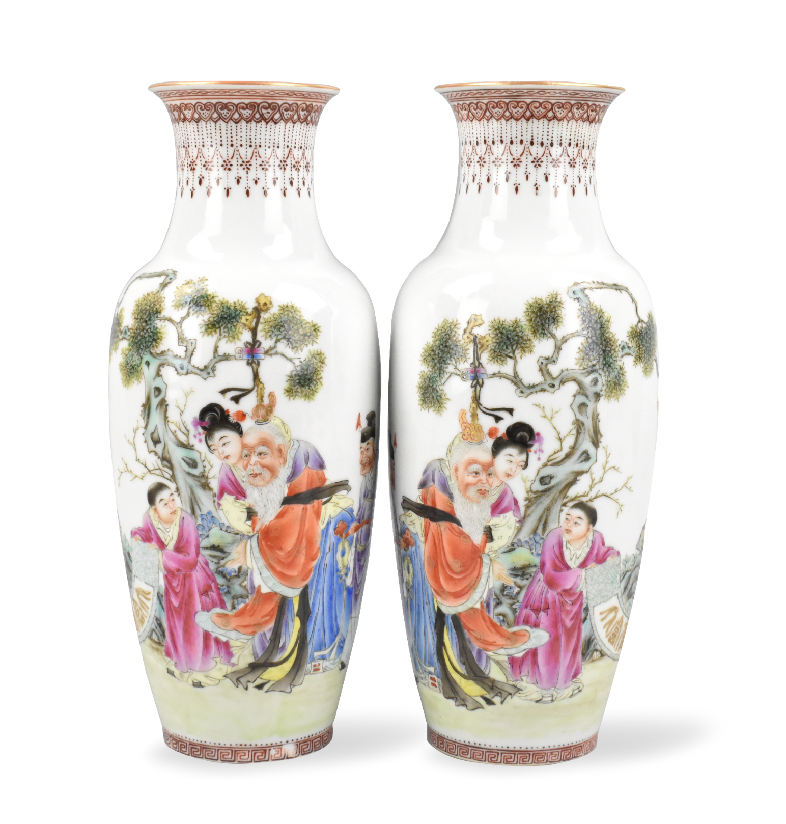 Appraisal: A pair of Chinese famille rose vases with figures dating