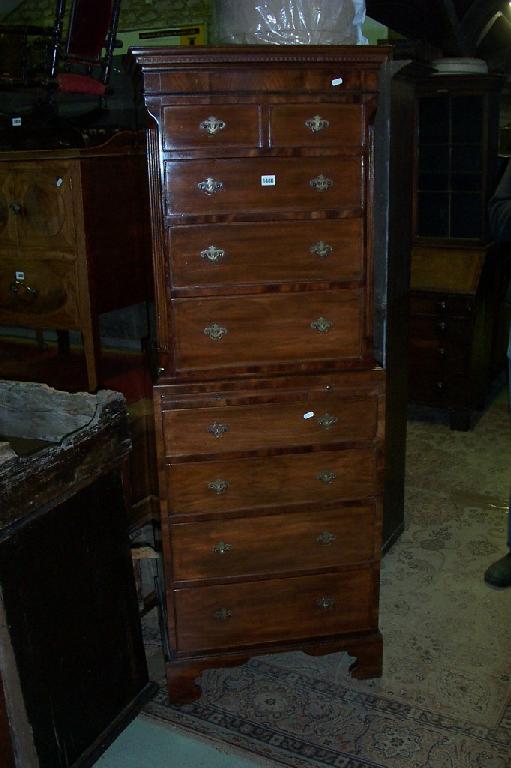 Appraisal: A Georgian style mahogany chest on chest of slim form