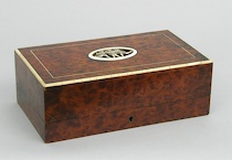 Appraisal: A Burlwood Humidor Box An attractive table-top cigarette box with