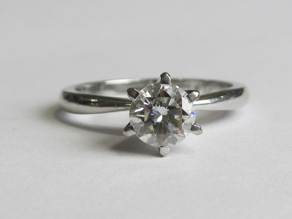 Appraisal: A platinum diamond solitaire ring with point round brilliant cut