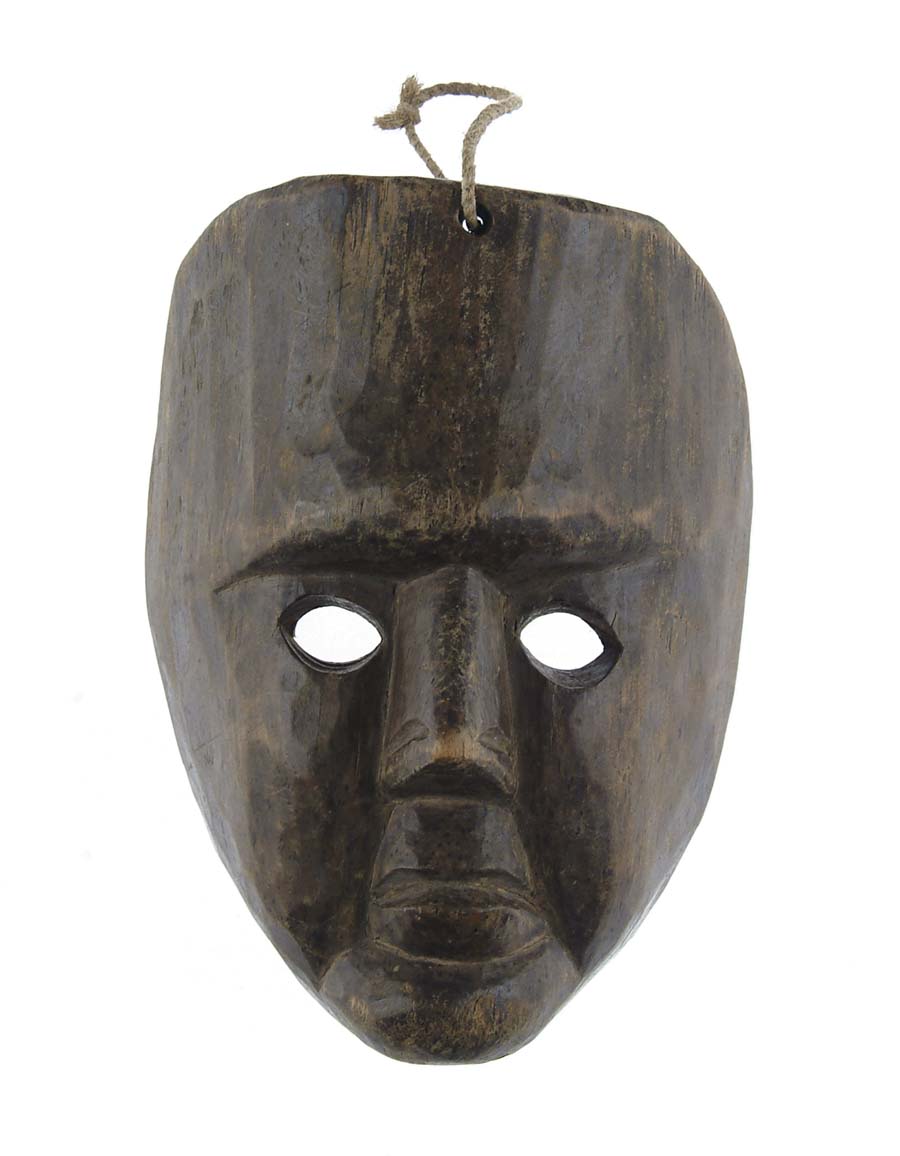 Appraisal: YAQUI MASK SONORA MEXICO EARLY TH CENTURY Stylized human face