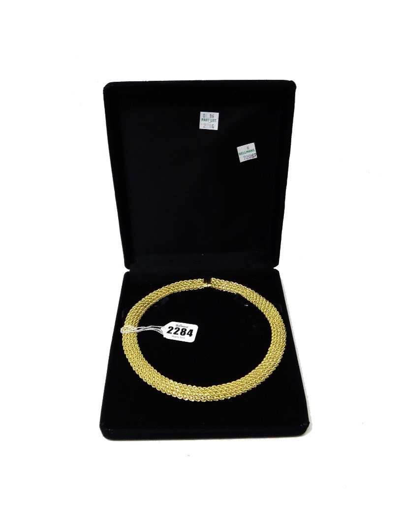 Appraisal: An ct gold collar necklace in a multiple row ropetwist