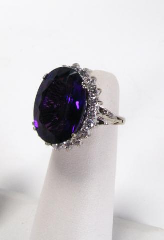 Appraisal: Lady's white gold diamond and amethyst ring round brilliant cut