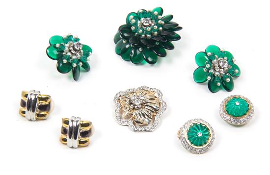 Appraisal: Sale Lot A Group of Jewelry consisting of one green