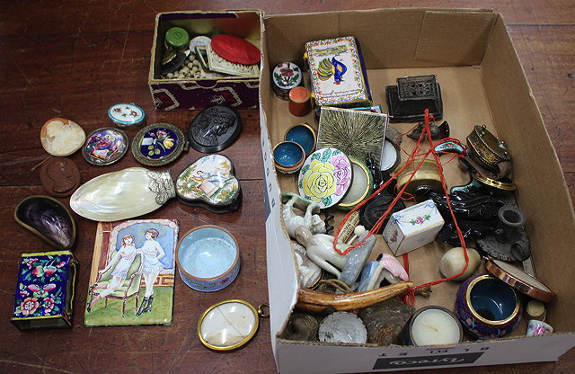 Appraisal: MISCELLANEOUS JEWELLERY boxes and enamel items to include th century