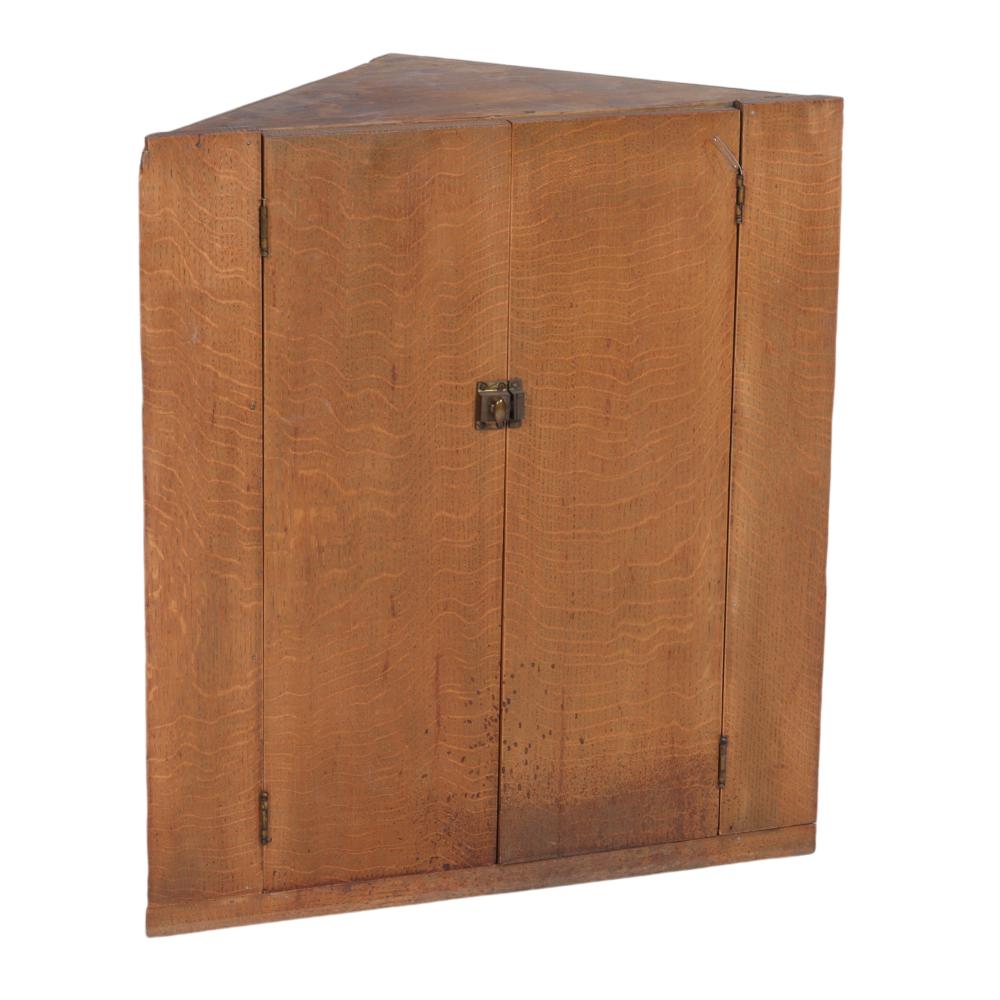 Appraisal: PRIMITIVE OAK WOOD CORNER CABINET H X W X DPrimitive